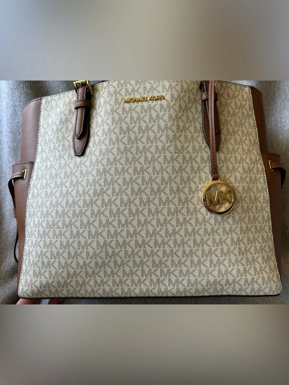 🔥🔥 NWT/ Pristine‎ Condition Michael Kors Gilly Large Tote Bag 🔥🔥